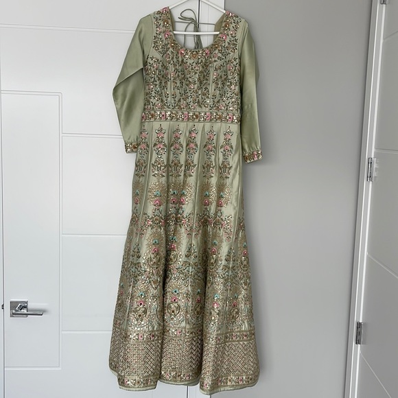 Indian long Anarakali dress - Picture 1 of 4